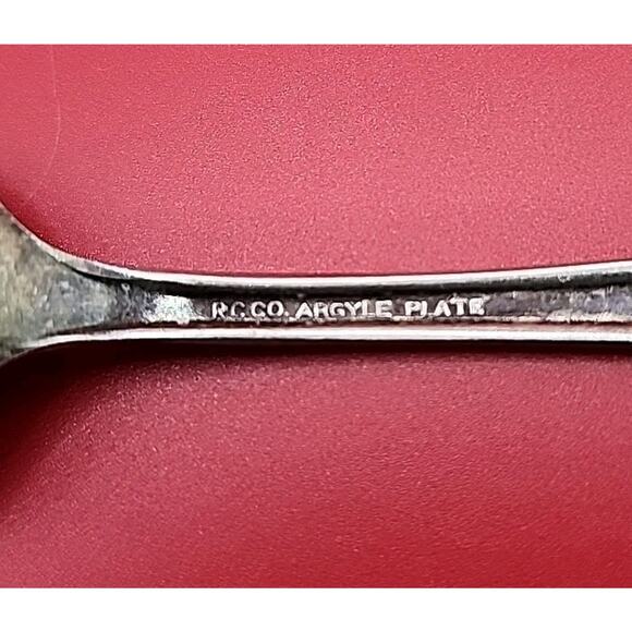 Vtg 1938 R.C.Co Argyle Silverplate Tablespoon 6" HANDPAINTED Santa Clause - Picture 3 of 7